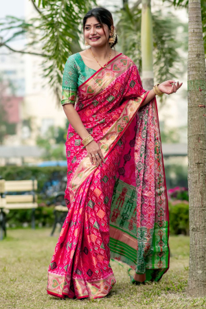 Rani Pink Banarasi Silk Zari Woven Saree